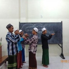 Gembleng Ibadah Santri dengan Diklat