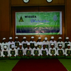 MQS Mewisuda 54 Mutaallim di Semester Ganjil
