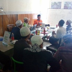 LAZ Sidogiri Kerjasama dengan RZ Latih Redaksi Majalah PEDULI