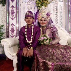 Mempertontonkan Pengantin