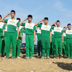 Dua Perwakilan MMU Tingkat Tsanawiyah Sabet Juara Lomba Baris