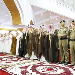 Ketika Imam Dan Makmum Shalatnya Berbeda