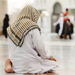 Tata Krama Menjadi Imam Salat