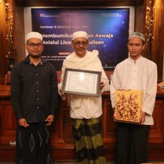 Prof. Dr. Habib Muhammad Baharun, SH, MA.; Mereka Memiliki Dua Muka