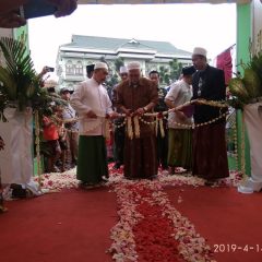 KH. Fuad Noerhasan Resmikan Event Pasar Santri