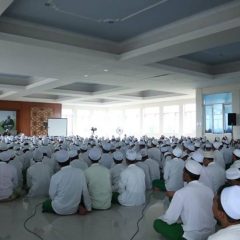 Buya Yahya: Koreksi Diri dan Jadikan Sebagai Inovasi Dakwah di Era Milenial
