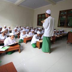 Ruang Sesak, Kelas Satu Aliyah Dirombak