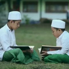 Bagi Zaman, Santri Sudah Terlalu Maju