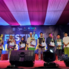 Tak Gentar Meski Melawan Seniman