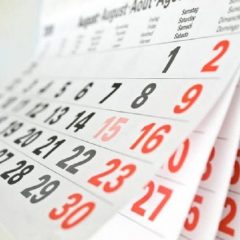 Kalender Bertuliskan Natal