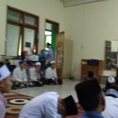 Halakah Surau Siap Membantu LMF Membuat Buku