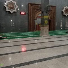 Meragukan Najis di Lantai Masjid
