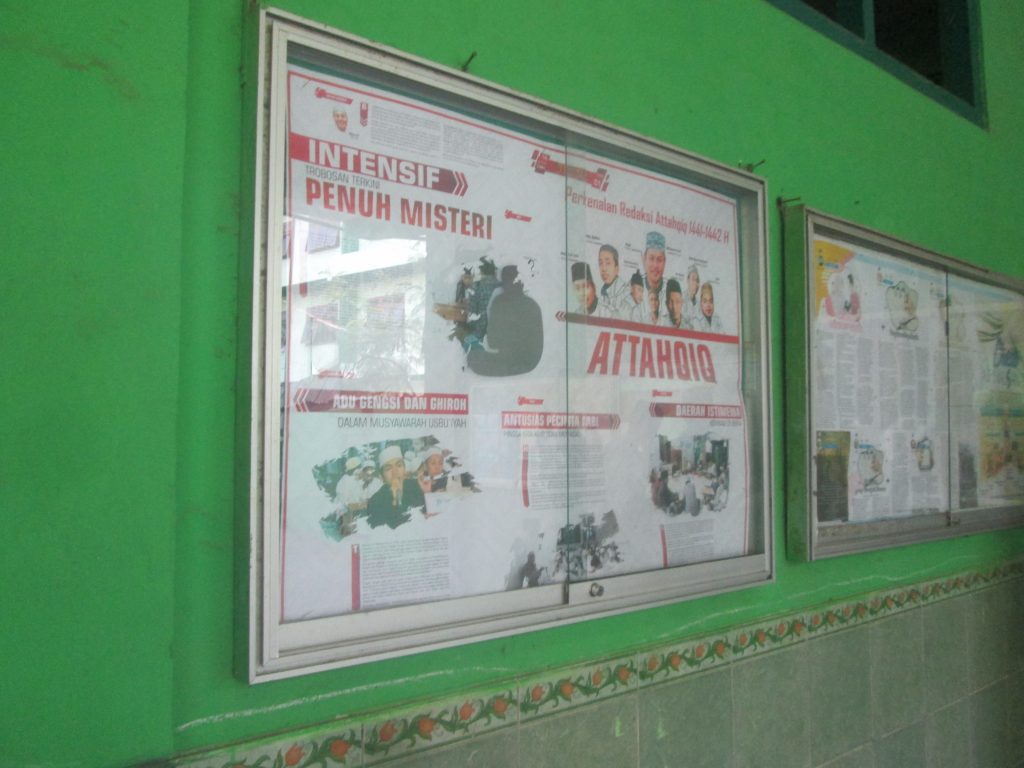 Salah satu Mading di Sidogiri