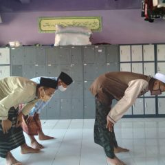 Pembekalan Bagi Imam Salat