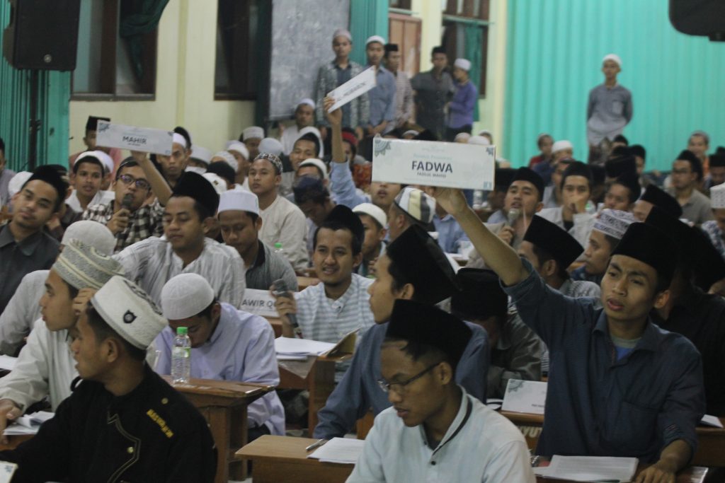 selain yaumiyah, Kuliah Syariah juga akan mengadakan event tahunan, yakni Bahtsul Masa'il